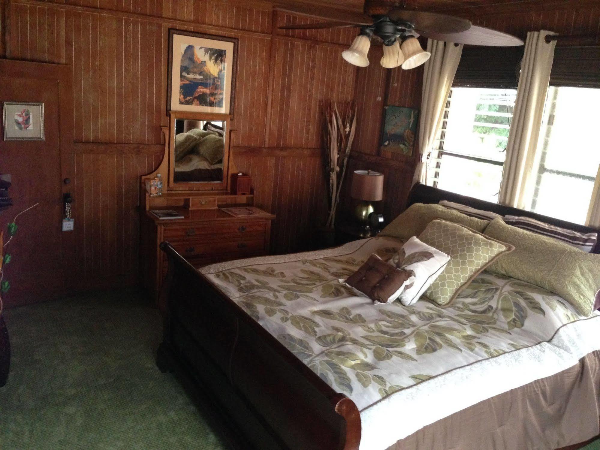 Poipu Bed And Breakfast Inn Колоа Экстерьер фото